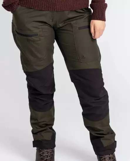 PINEWOOD Caribou TC WMN Green/Black - Erähousut - ZZZ0013811 - 1