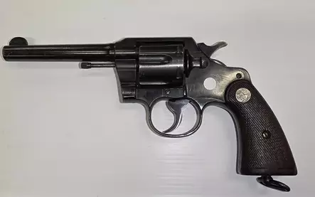Colt Official Police 38-200 .38SPL - Muut käytetyt aseet - K000382 - 1