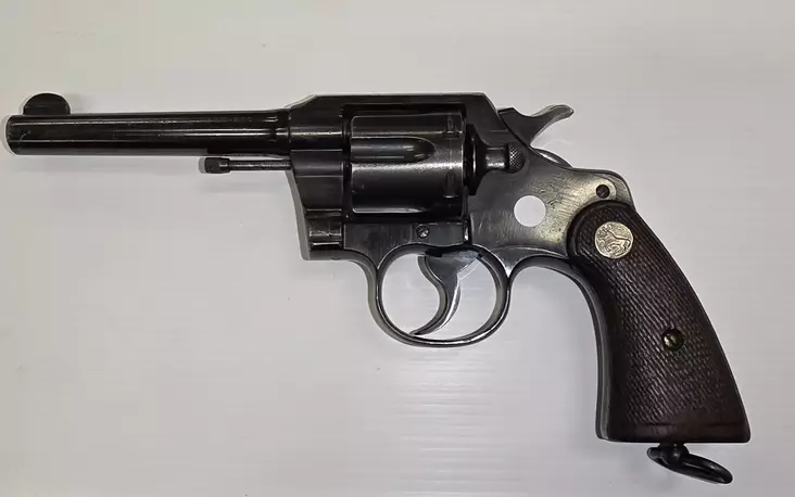 Colt Official Police 38-200 .38SPL - Muut käytetyt aseet - K000382 - 1