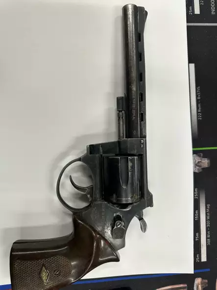 Pienoisrevolveri Eusta SR10 22LR - Muut käytetyt aseet - K000233 - 2